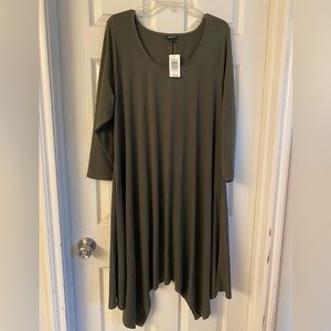 NWT Torrid Stretchy Hanky Hem Dress 3/4 Sleeve